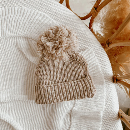 BLOSSOM & PEAR KNIT BEANIE -