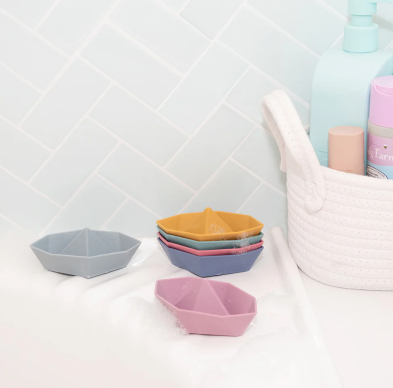 PLAYGROUND - SILICONE ORIGAMI BATH BOATS