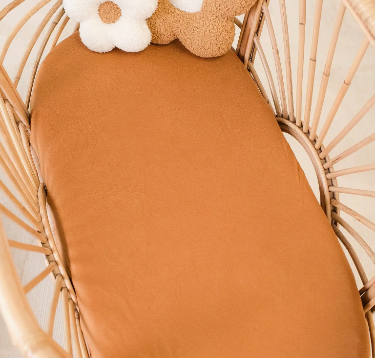 KIIN - ORGANIC CHANGE PAD/BASSINET SHEET- CARAMEL