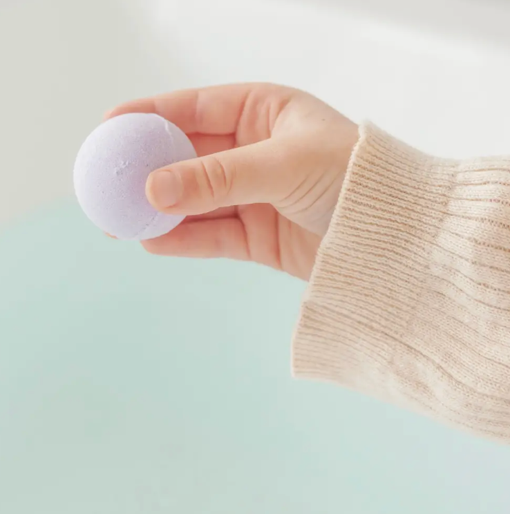 LAVENDER & MAGNESIUM BATH BOMBS