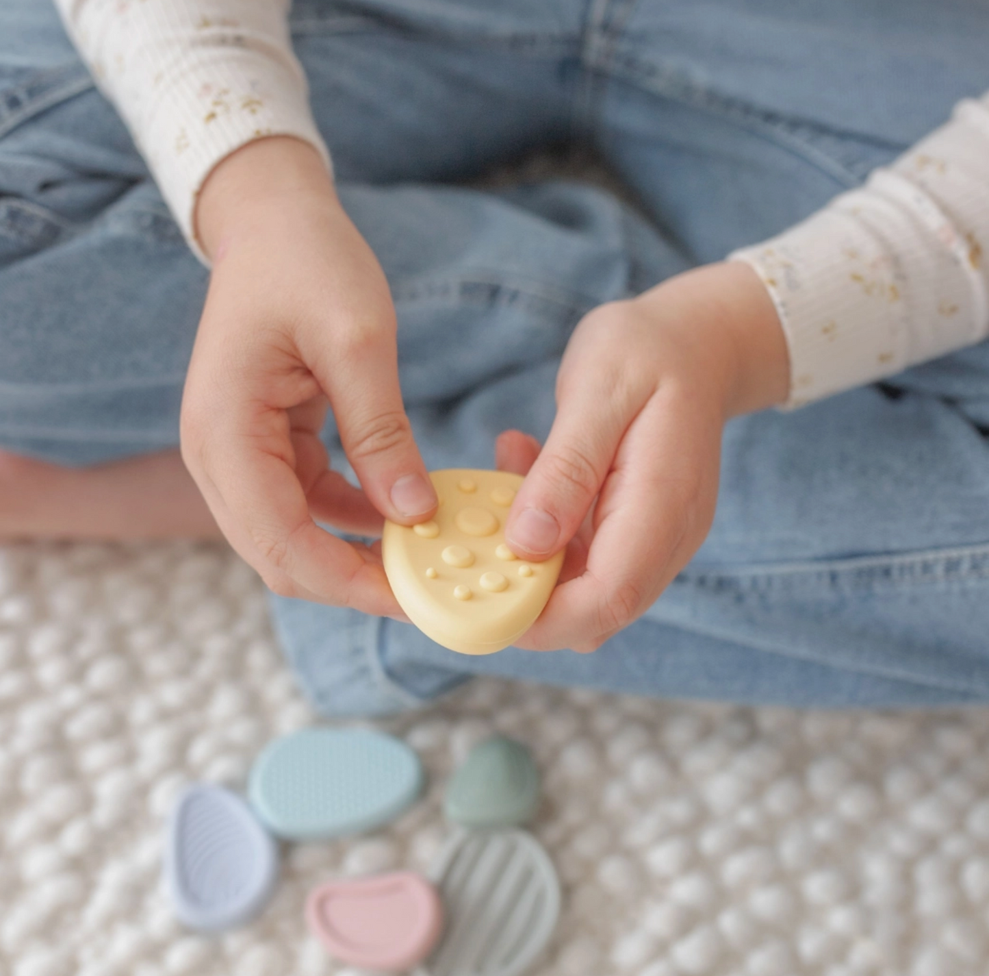 WORRY STONES- CALMING SENSORY FIDGET FOR KIDS ( SET OF 6 )