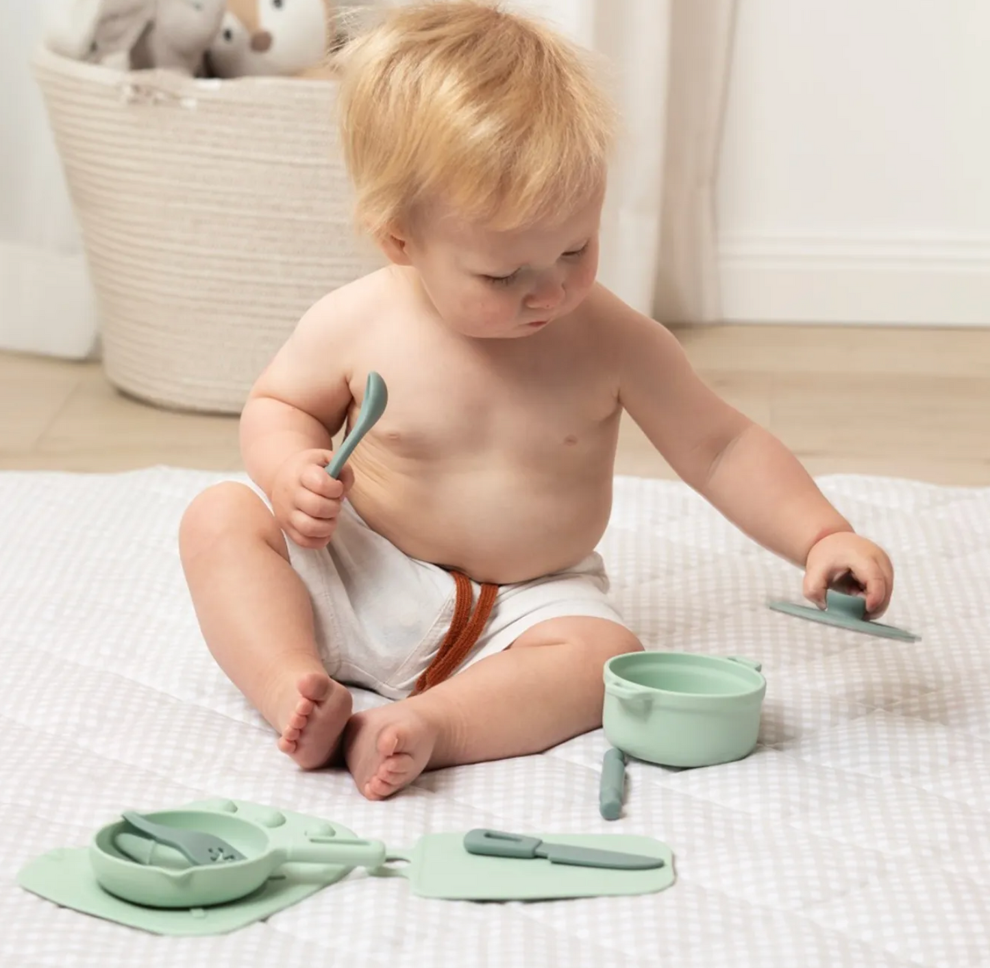 PLAYGROUND - KITCHEN PLAYSET