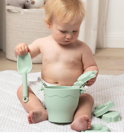 8pc SILICONE BUCKET & SPACE SET LIGHT SAGE
